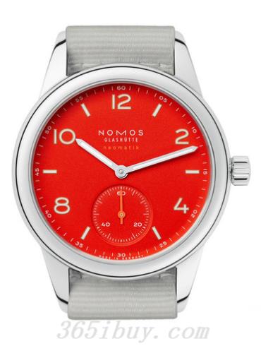 NOMOS男表Club系列淺灰色織物表帶，防水/紅色表盤(pán)743